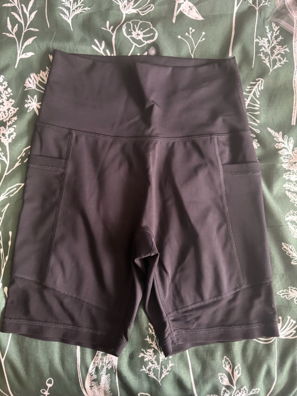 Aerie High-Rise Black Biker Shorts with Side Pockets - Chill Play Move